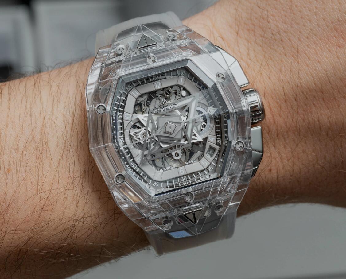 Hublot Spirit Big Bang Blut Blaue Saphir Fake Uhr hat einen Produktionszyklus von 100 Stunden